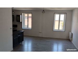 Particulier louer Particulier un appartement 3 chambres et terrain personnel