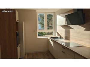 T5 lumineux REFAIT À NEUF  bien isolé  avec jardin partagé