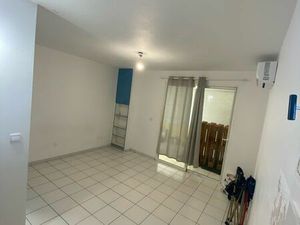 T1 à louer quartier Case Navire