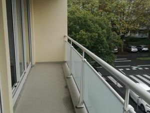 Appartement F4 à louer - 4 pièces - 77 34 m2 - Cenon - 33 - AQUITAINE