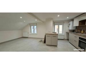 F3 BIS 62m² refait à neuf