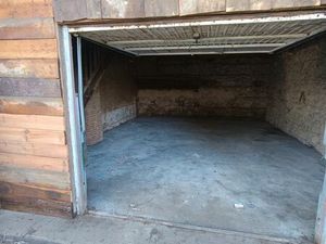 Garage 80 M2 + terrain 600 M2