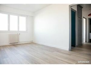 T2 lumineux + box garage