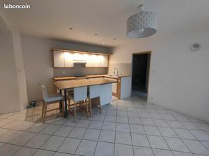 Loue F3 à Rougemont le chateau