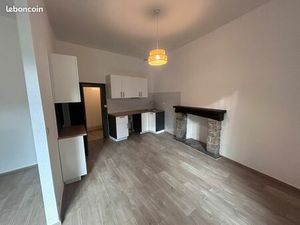 Appartement F2 refait à neuf