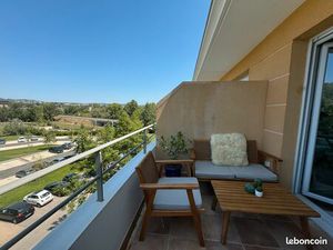 T2 meublé 32 m² refait à neuf – Terrasse + Parking sécurisé – Pont de l’Arc