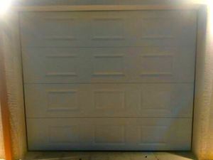 Garage 20 m² proche centre ville  bas du mont d'or  dans villa sécurisée