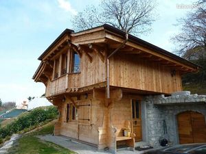 Room in Petit Chalet