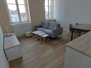 Joli T2 rénové centre-ville