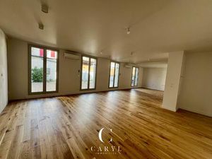 Terrasse au calme  plage à pied  parking en centre-ville