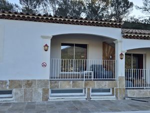 GRAND STUDIO SOLLIES TOUCAS