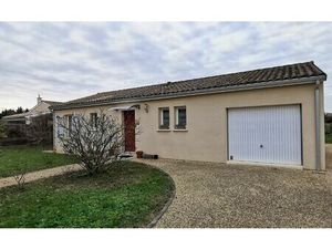 Maison Aubie-et-Espessas m² T-3 à vendre  233 000 €