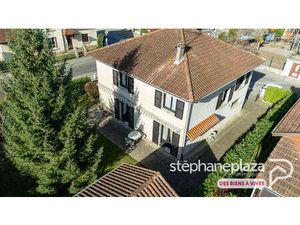 Maison Bourg En Bresse 9 pièce(s) 180 m2
