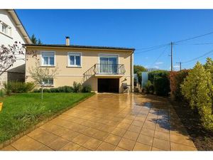 Maison composée de 2 logements indépendants ou pas