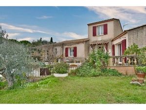 Maison à vendre 5 pièces et annexe 3 pièces MOURIES (13)