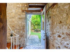 Maison de charme de 1800   au centre de Nointel 95 à proximité de Presles (95)