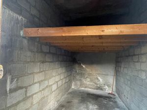 NANTES CENTRE - - SAINT FÉLIX - - GARAGE INDIVIDUEL 15M2 - - + 10M2 DE MEZZANINE - -