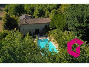 Ferme rénovée avec terrain