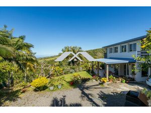 Superbe maison avec deux revenus locatifs en plus !! ideal pour