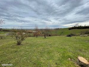 Terrain 2 000 m² Miradoux