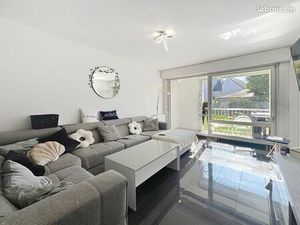 2 pièces centre ville avec garage