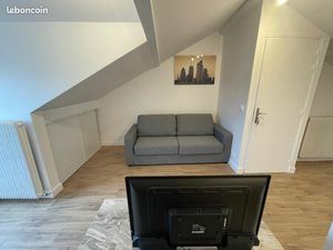 Studio refait à neuf à La Courneuve