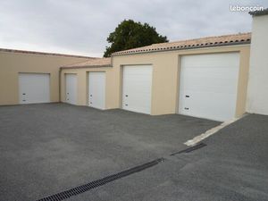 Grand Garage 35m² porte 3mx3m
