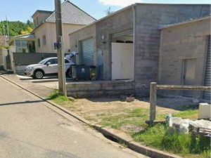 Box / garages à louer – idéal stockage  activité ou stationnement