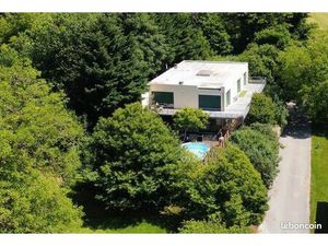 Grande maison contemporaine