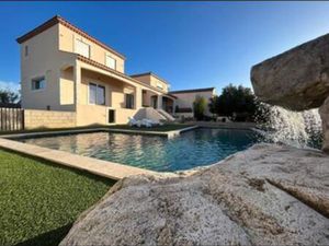 Grande maison de 180 m2 à 10 mn des plages