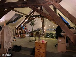 Grand studio atypique proche gare La Ferté Bernard