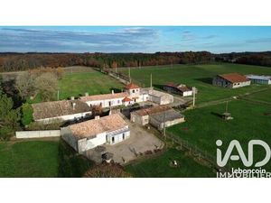 Ferme 10 pièces 271 m²