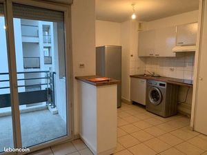 Appartement T2 avec balcon + piscine idéalement situé