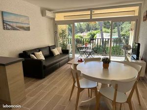Appartement T1(35m2+7m2 balcon) meublé aux Sablettes dans résidence fermée