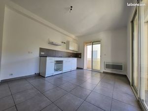 A louer Appartement T4 TOULON + Balcon