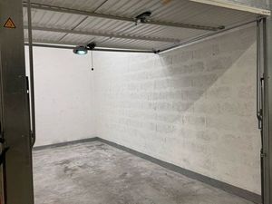 Garage à louer