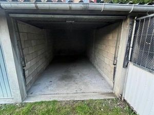 Grand box à louer Vaujours