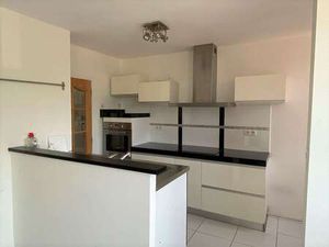 Location Appartement 4 pièces à Saint-Brieuc (22000) : à louer 4 pièces / 75m² Saint-Brieu