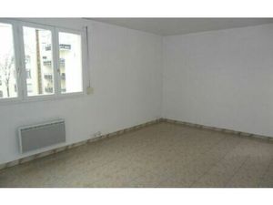 Location appartement  64.51 m² T-3 à Villeurbanne  822 €