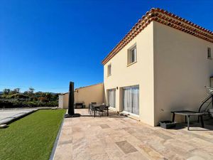 Maison de 5 pièces de 136 m² située à Vinon-sur-Verdon