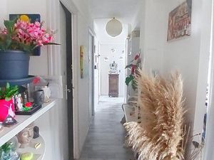 Un appartement T3 66M2 avec un balcon- parking