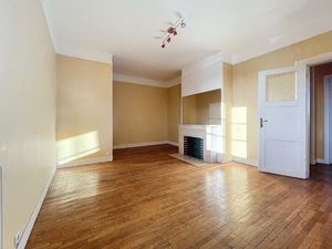 Bel appartement très lumineux en coeur de ville avec une dégagée sur l'Oise