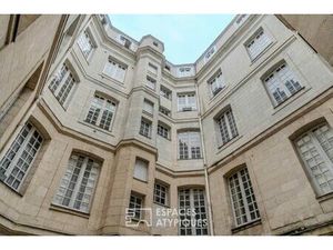 Appartement intimiste charme de la pierre cœur historique de Nantes 65 m²