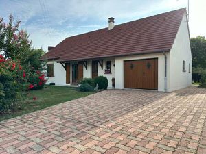 Pavillon 157 m²  4 pièces  3 chambres  garage et terrain