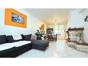 Vente Maison à La Roche-Sur-Yon Zad - Zi Nord (85000) : à vendre / 96m² La Roche-Sur-Yon Z