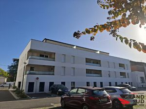 T1 28m² avec Terrasse - VDO PONT DE LA MAYE