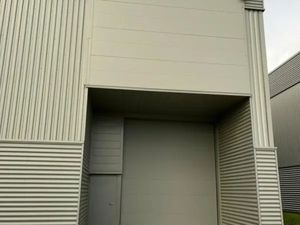 LOCAL D'ACTIVITE A VENDRE