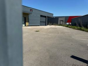 LOCAL D'ACTIVITE à louer