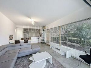 Antibes - Salis - Local Commercial à vendre