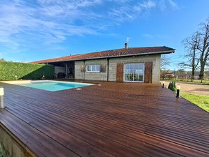 Maison 5 pièces 220 m² à vendre / acheter val-revermont 01370 ? | ERA Immobilier